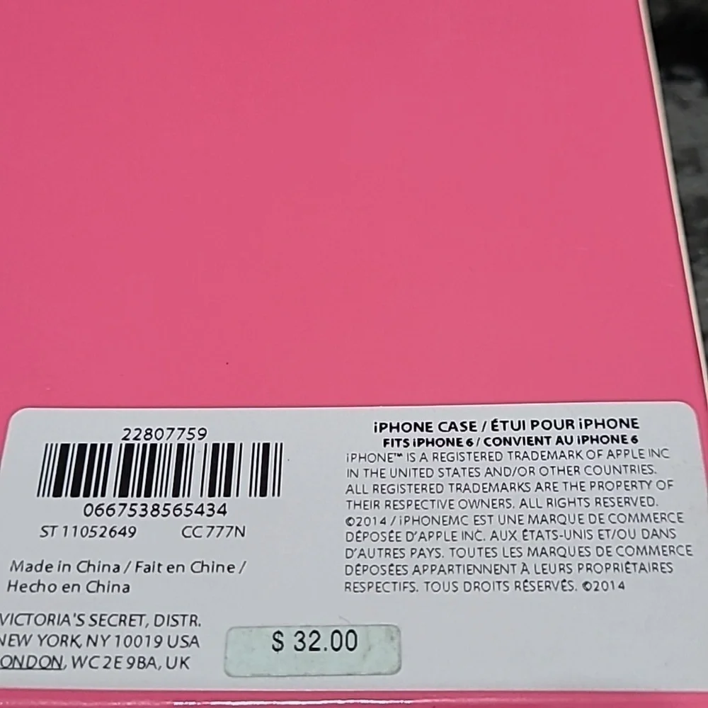 VICTORIA SECRET GOLD LOGO IPHONE 6 CASE - Picture 6 of 8